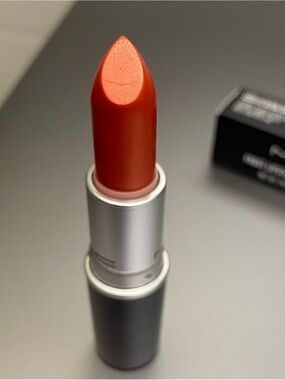 MAC “CB 96” Lipstick